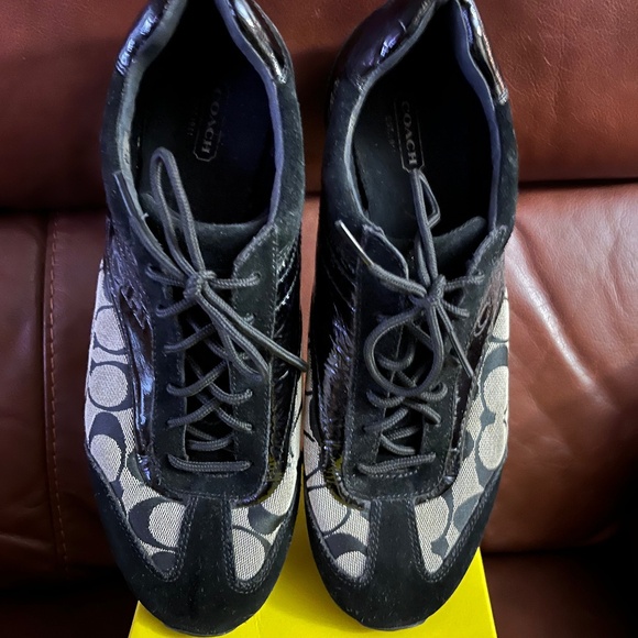 🌺Black Patent Leather and Suede Coach Sneakers. - Picture 8 of 8